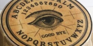 L’ “Invenzione” dello Spiritismo (2): la Tavola “Oui-Ja”